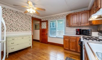 40276 N Shady Ln, Antioch, IL 60002
