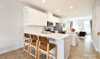 453 Spearfield Ln, Charlotte, NC 28205
