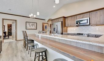 13790 W Airigin Dr, Big Lake, AK 99652