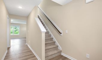 97 Coachman Ln, Autryville, NC 28318