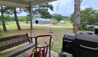 400 Hopkins St, Alba, TX 75410
