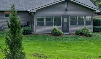 3050 Gaineswood Ave, Baxter Springs, KS 66713