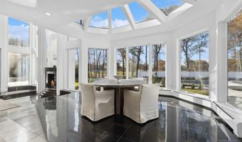 23 Rio Vista Dr, Alpine, NJ 07620