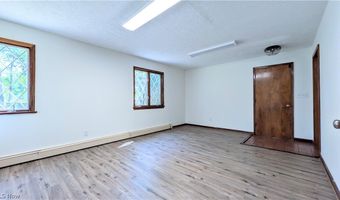 1305 Garrison Rd, Ashtabula, OH 44004