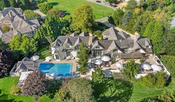 14 St Mary's Ln, Amagansett, NY 11930