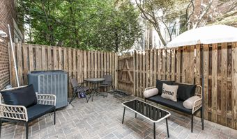 1186 N UTAH St, Arlington, VA 22201
