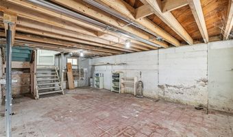 715 Grand Ave, Ames, IA 50010