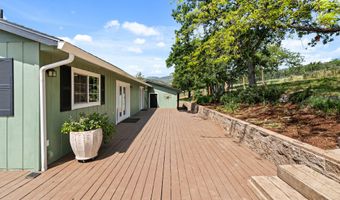2140 N Valley View Rd, Ashland, OR 97520