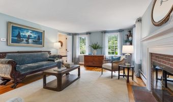 15 Thoreau Rd, Acton, MA 01720