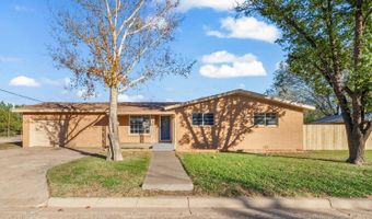 612 Maurer St, Anton, TX 79313