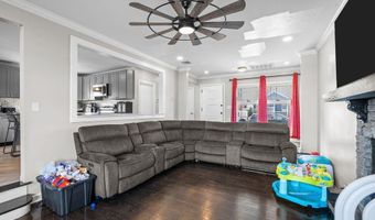19 S Long St, Johnston, RI 02919