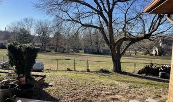 607 Kottmeier St, Ava, MO 65608