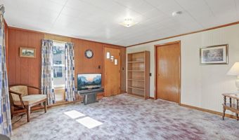 300 Halderman St, Amanda, OH 43102