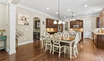 12460 Pindell Cir, Alpharetta, GA 30004