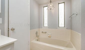 6701 BLACKSMITH Ln, Amarillo, TX 79109