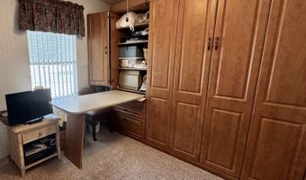 735 GLADIOLA Dr, Auburndale, FL 33823
