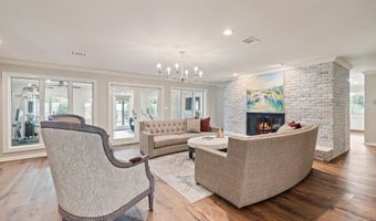 1127 N Monte Blanc Dr, Abbeville, LA 70510