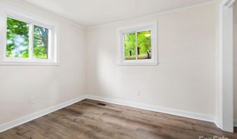 64 Bellevue Rd, Asheville, NC 28803