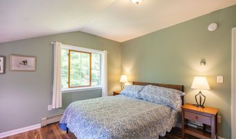648 Beech Hill Rd, Auburn, ME 04210