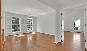 43564 GOLDEN Mdw, Ashburn, VA 20147