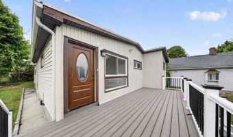 207 Hillcrest Rd, Bridgeport, CT 06606