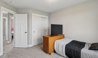 3510 NW Reinhart Dr, Ankeny, IA 50023