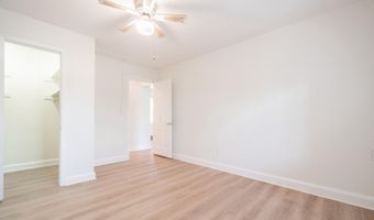 1622 W ABINGDON Dr 101, Alexandria, VA 22314