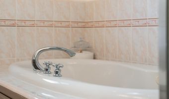 641 Bayview Dr, Aptos, CA 95003