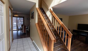 107 Birchwood Rd, Blakeslee, PA 18610