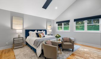 11 Upland Rd, Asheville, NC 28804