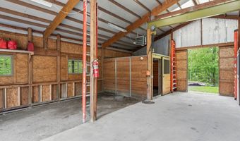 287 S Bear Hill Rd, Chaplin, CT 06235