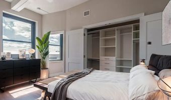 90 State St, Albany, NY 12207