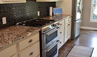 8034 Clearwater Ct, Plainfield, IN 46168