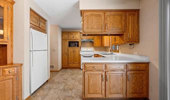 2405 N ERB St, Appleton, WI 54911