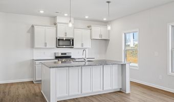 17922 Eastmoor St, Athens, AL 35611