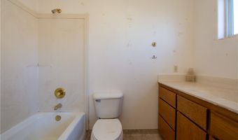 245 W Warren Ave, Colorado City, AZ 86021