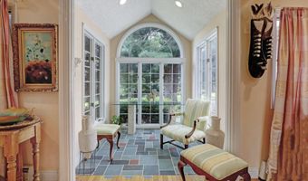 185 Monmouth Ave, Atlantic Highlands, NJ 07716