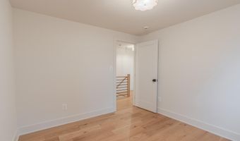 3107 MOSBY St, Alexandria, VA 22305