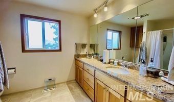 1101 5th St, Asotin, WA 99402
