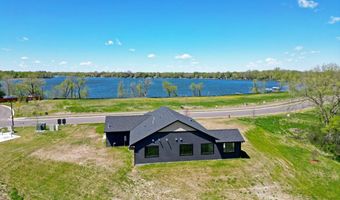 7541 Lake John Dr, Annandale, MN 55302