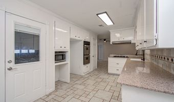 2708 Tallow St, Alvin, TX 77511