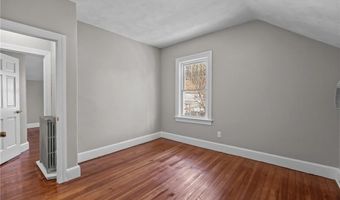 55 Walnut St, Johnston, RI 02919