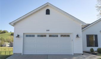 220 Bentley Ct W, Imperial, MO 63052