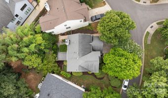 1904 Dearmon Dr, Charlotte, NC 28205