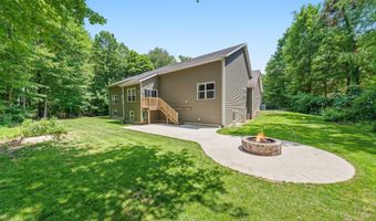 6681 Wood Hollow Ct, Allendale, MI 49401
