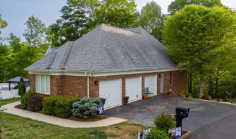 45 Edgewater Dr, Albany, KY 42602