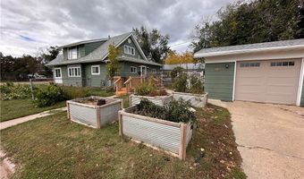 522 S 2nd St W, Baker, MT 59313