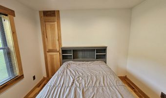 27337 Rich Valley Rd, Abingdon, VA 24210