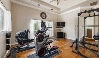 10863 La Vernia, Adkins, TX 78101