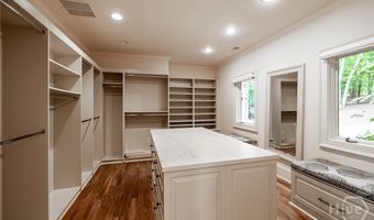 38 River Shoals Dr, Athens, GA 30606